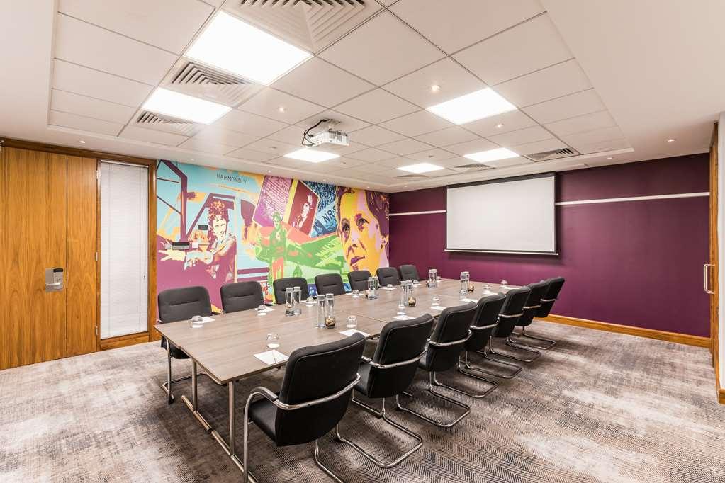 Radisson Hotel & Conference Centre London Heathrow Facilities photo