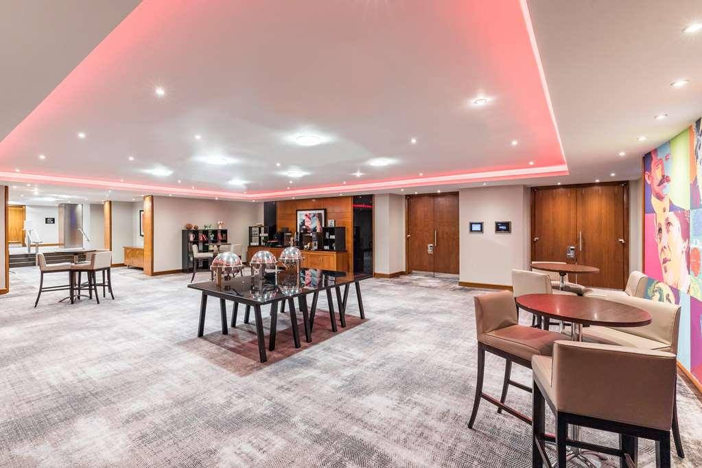 Radisson Hotel & Conference Centre London Heathrow Facilities photo